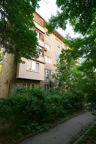 Апартаменты Nadezhda Apartment on Nauryzbay Batyra 37/1 Алматы Апартаменты с 1 спальней-11
