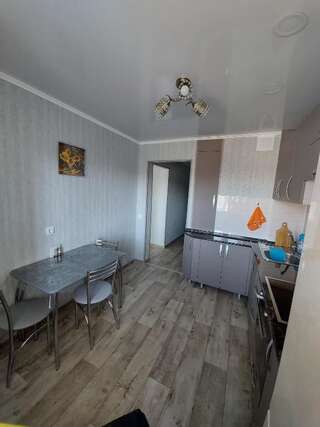 Апартаменты Apartments on Naberezhnaya Slavskogo 14 Усть-Каменогорск Апартаменты с 1 спальней-37