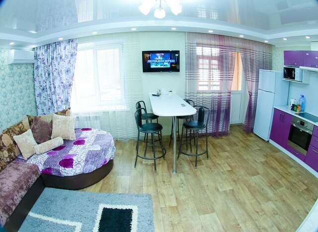 Апартаменты Apartment on Republic Square Усть-Каменогорск-3