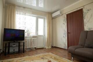 Апартаменты Apartment on Dobrolyubova 39 Усть-Каменогорск Апартаменты-29