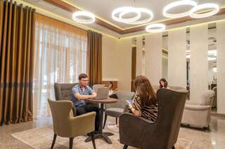 Отель Royal Plus Hotel Алматы