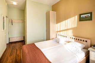 Отель Biplan Hotel Даугавпилс Стандартный двухместный номер с 1 кроватью или 2 отдельными кроватями-2