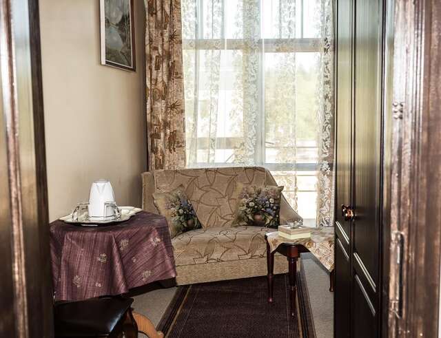 Отель City Center Kaķis B&B Сигулда-6