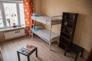 Хостел Достоевский Екатеринбург Место в номере на 6 мест для женщин-2