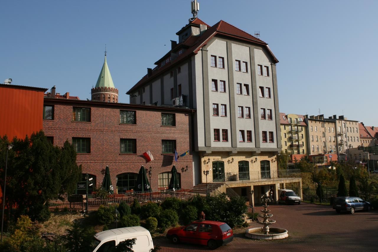 Отель Hotel-Restauracja Spichlerz Старгард