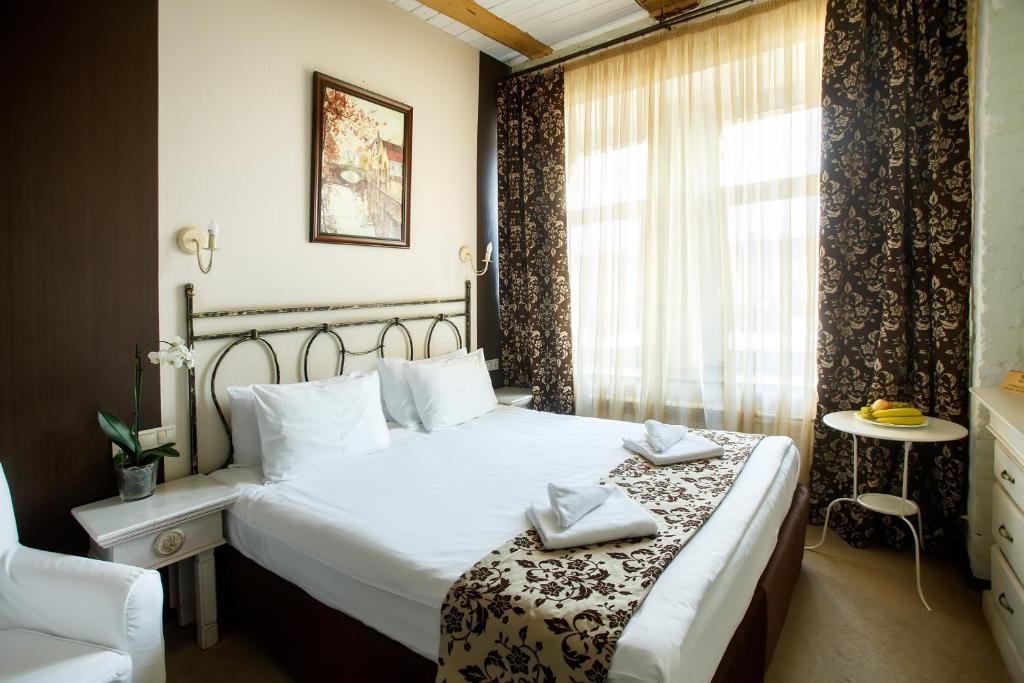 Boutique hotel. Бутик отель Санкт-Петербург. A Boutique Hotel Санкт-Петербург. Гостиница «а-отель” Санкт Петербург номер стандарт. Бутик отель на садовой Санкт-Петербург.