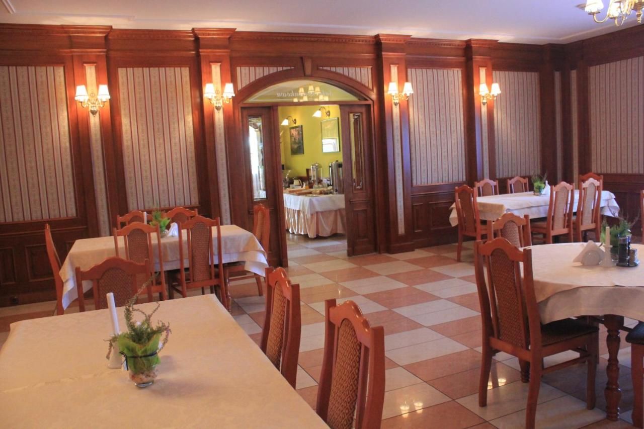 Отель Hotel Zajazd Polonez Tuczempy-36