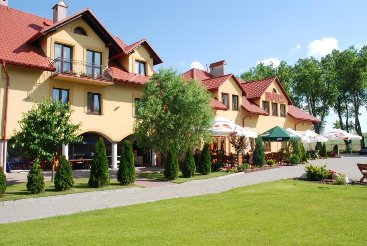 Отель Hotel Zajazd Polonez Tuczempy