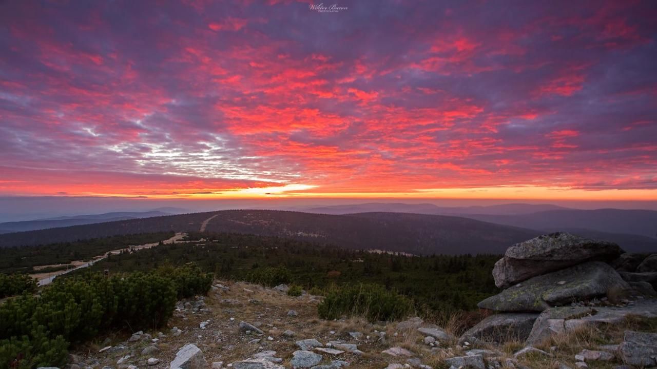 Отели типа «постель и завтрак» Villa la Val, Karkonosze Szarocin