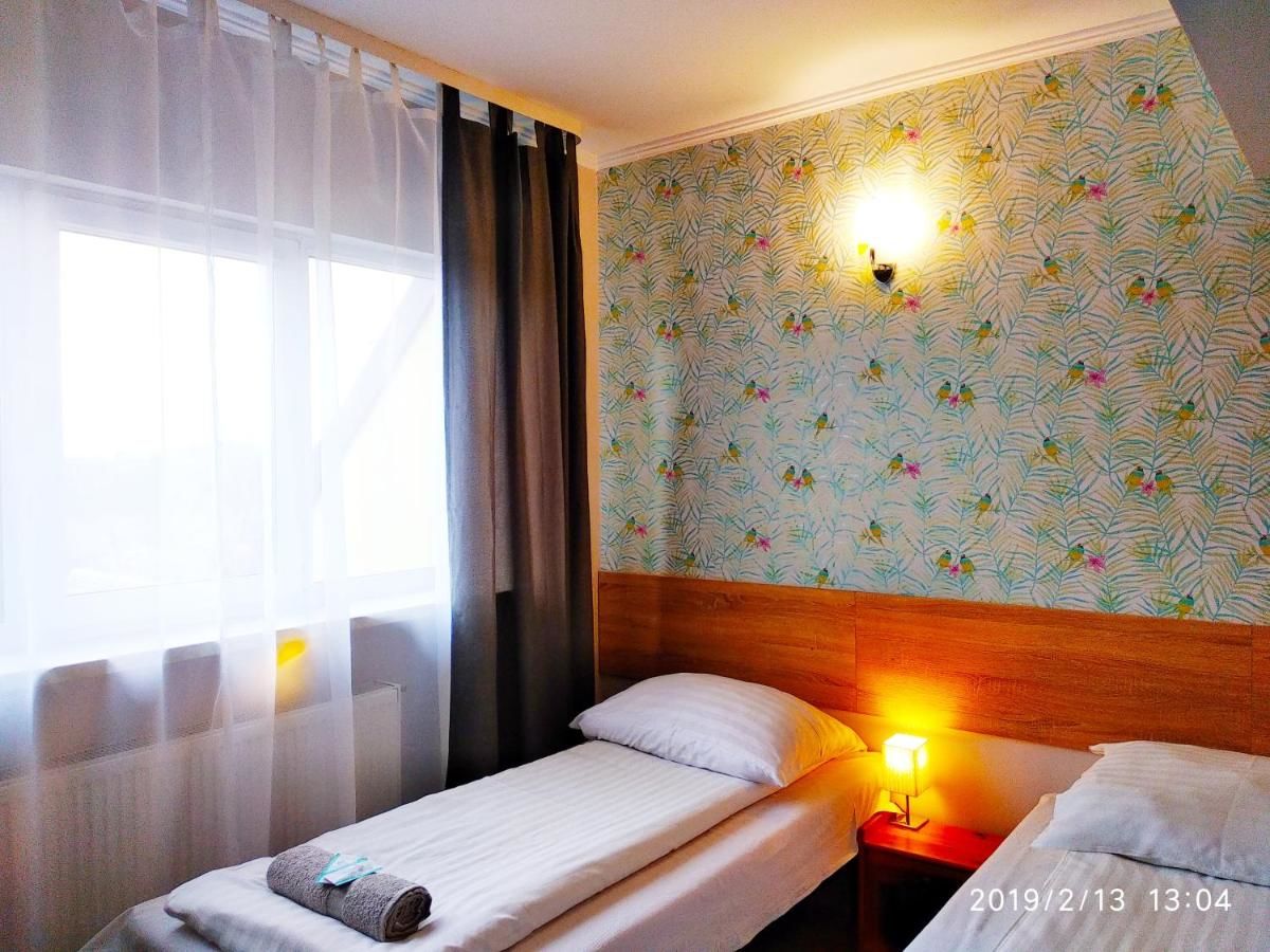 Отель Hotelik Krakowiak Ярослав-4