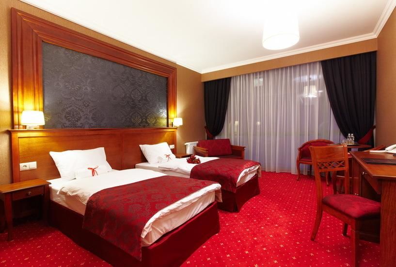 Отель Hotel Grodzki Business & Spa Старгард