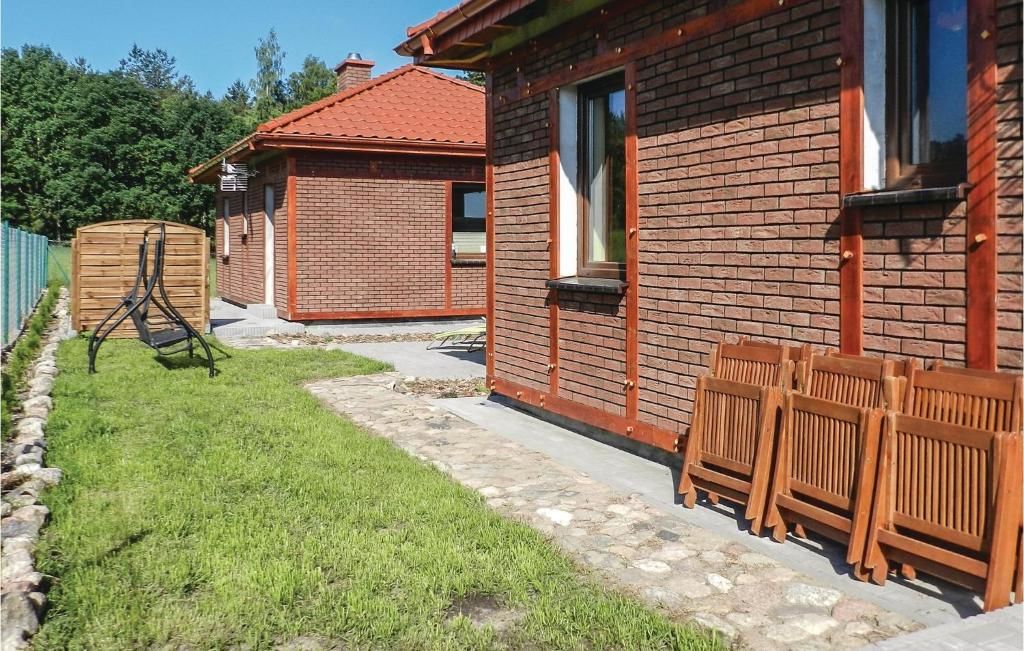 Дома для отпуска Two-Bedroom Holiday Home in Glowczyce Główczyce-32