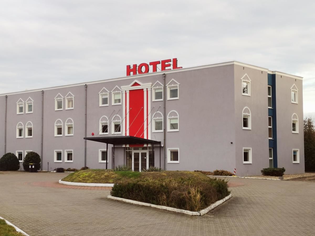 Отель Hotel Holidays Слубице-4