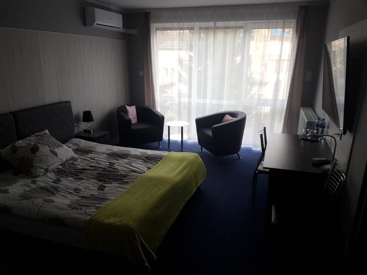 Отель Hotels Odra Нова-Суль-5