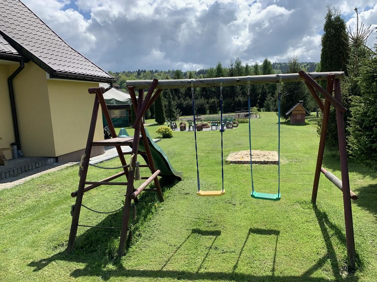 Дома для отпуска Domki nad Stawem Uherce Uherce Mineralne