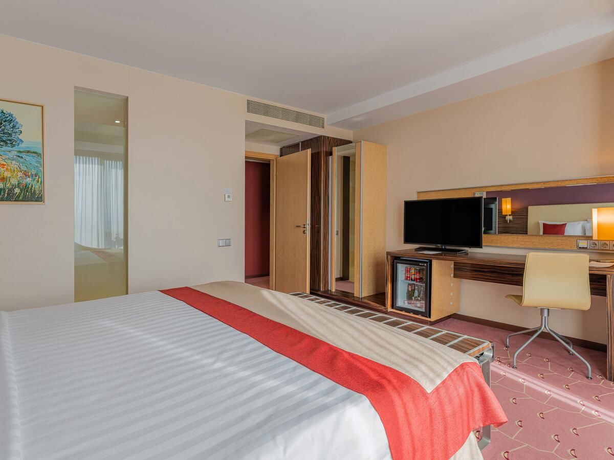 Отель Ramada Sibiu Hotel Сибиу-37