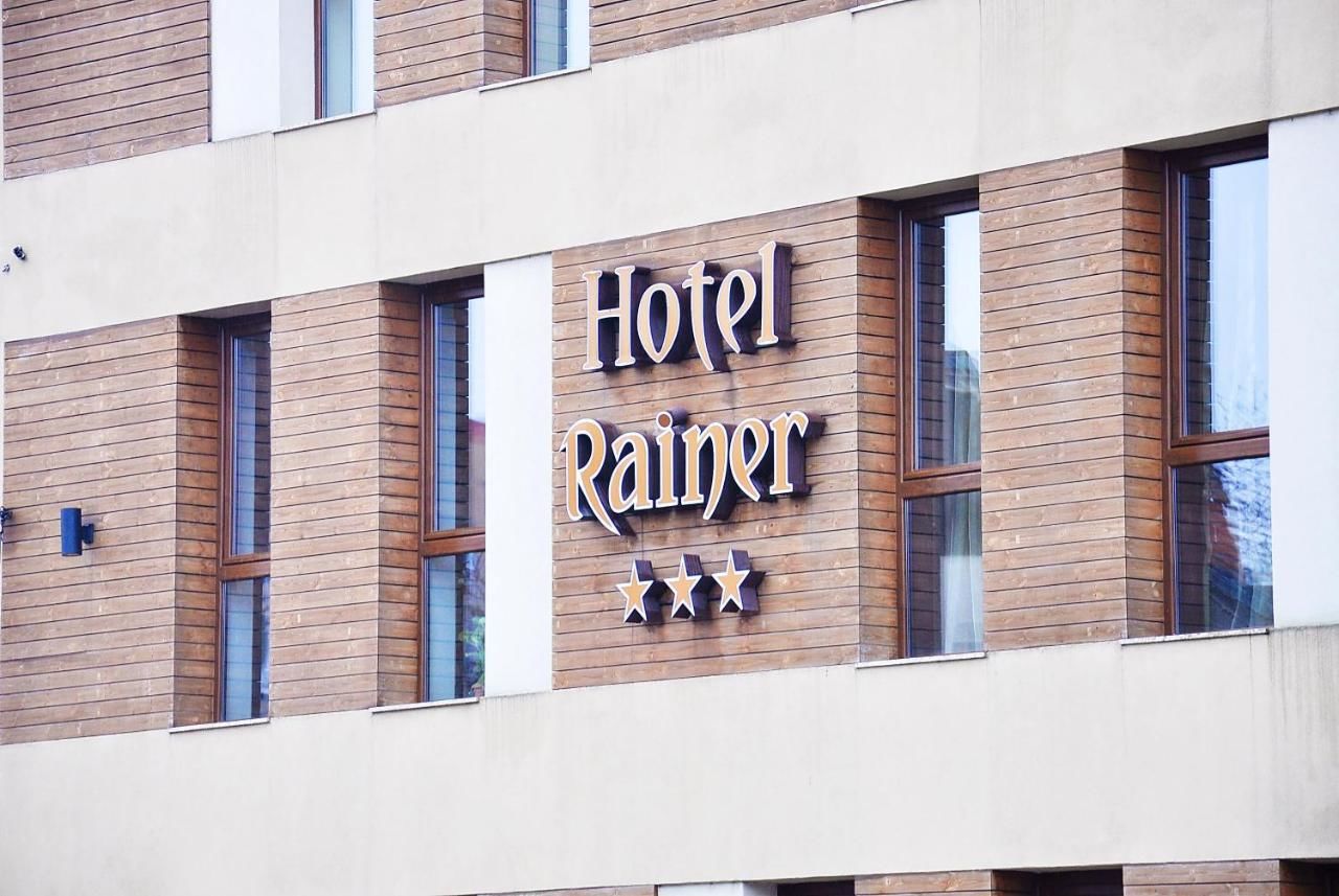 Отель Hotel Rainer Брашов-10