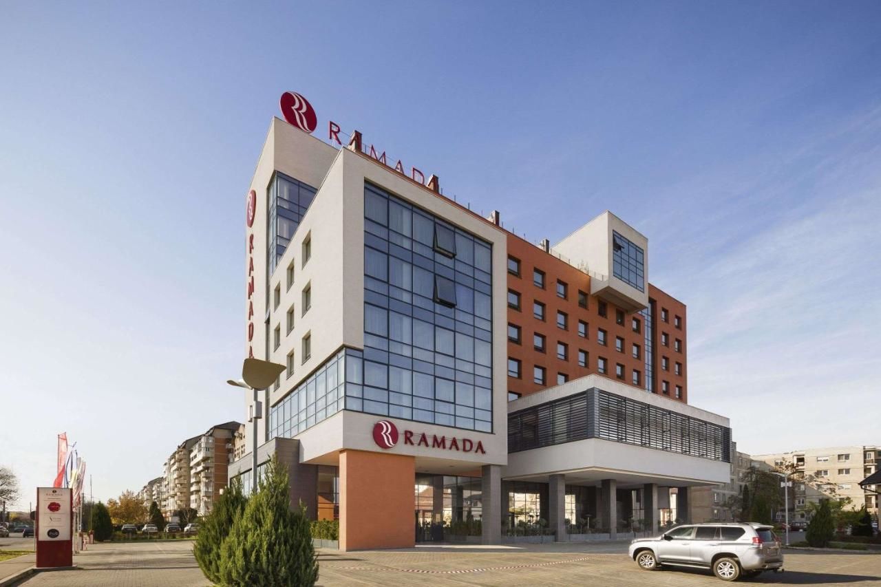 Отель Ramada by Wyndham Oradea Орадя-4