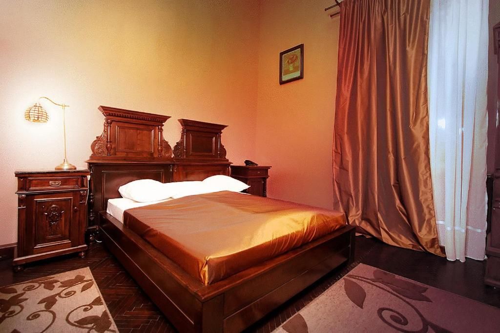 Отель Hotel Poesis Satu Mare Сату-Маре