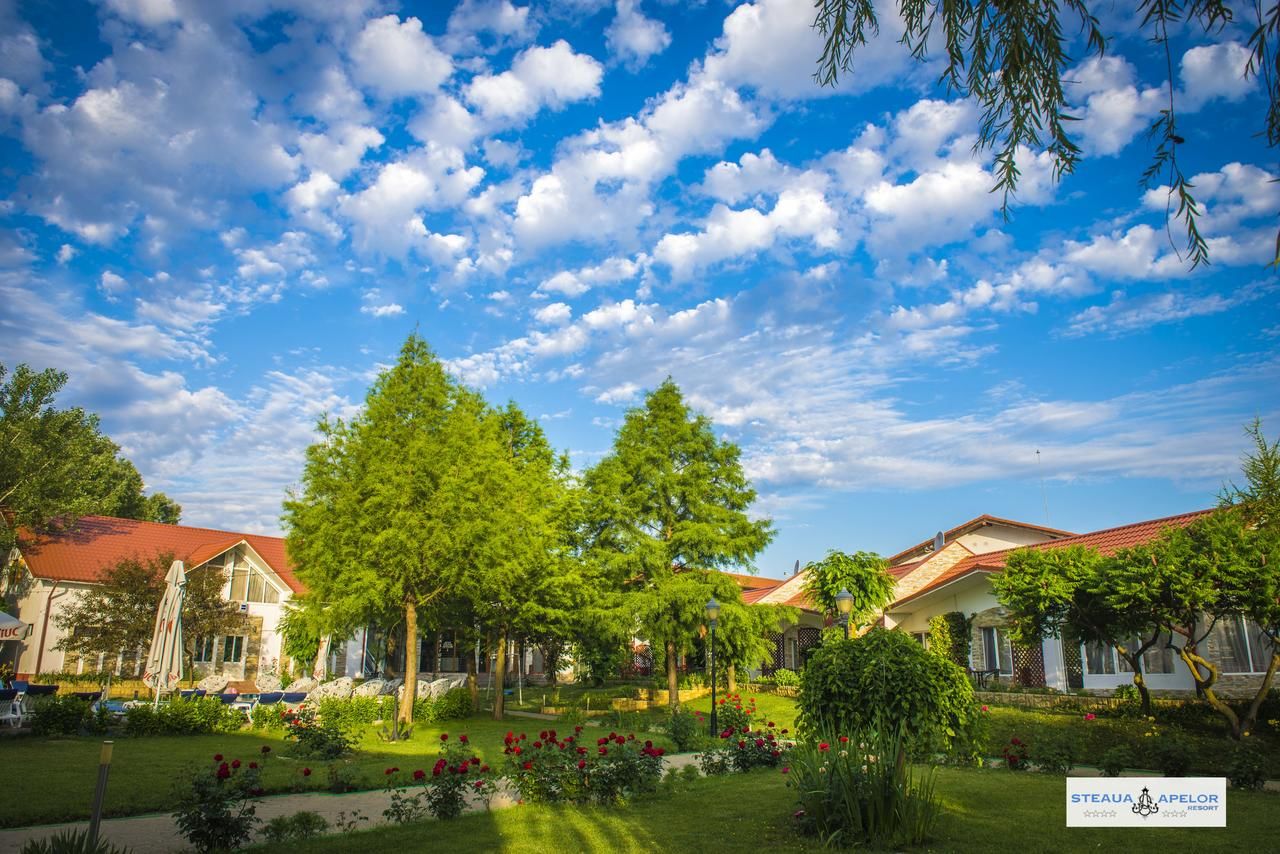 Гостевой дом Steaua Apelor Family Resort Nufăru