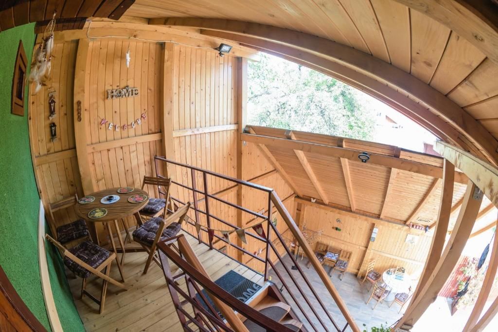 Проживание в семье Wooden Attic Suite Брашов