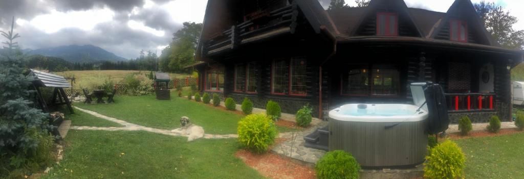 Лоджи Hot Tub Chalet Retreat Брашов