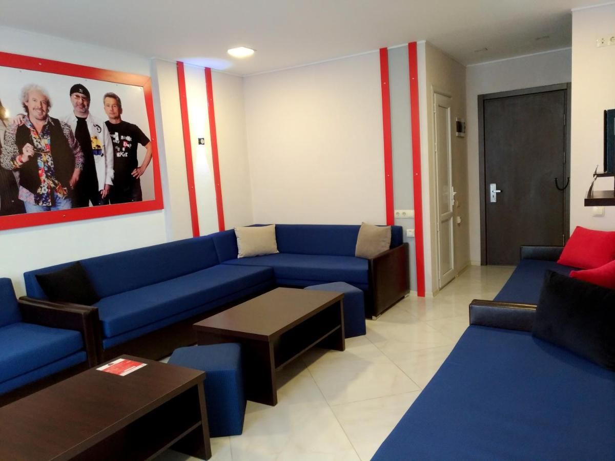 Хостелы Rock Hostel First Line Батуми-24