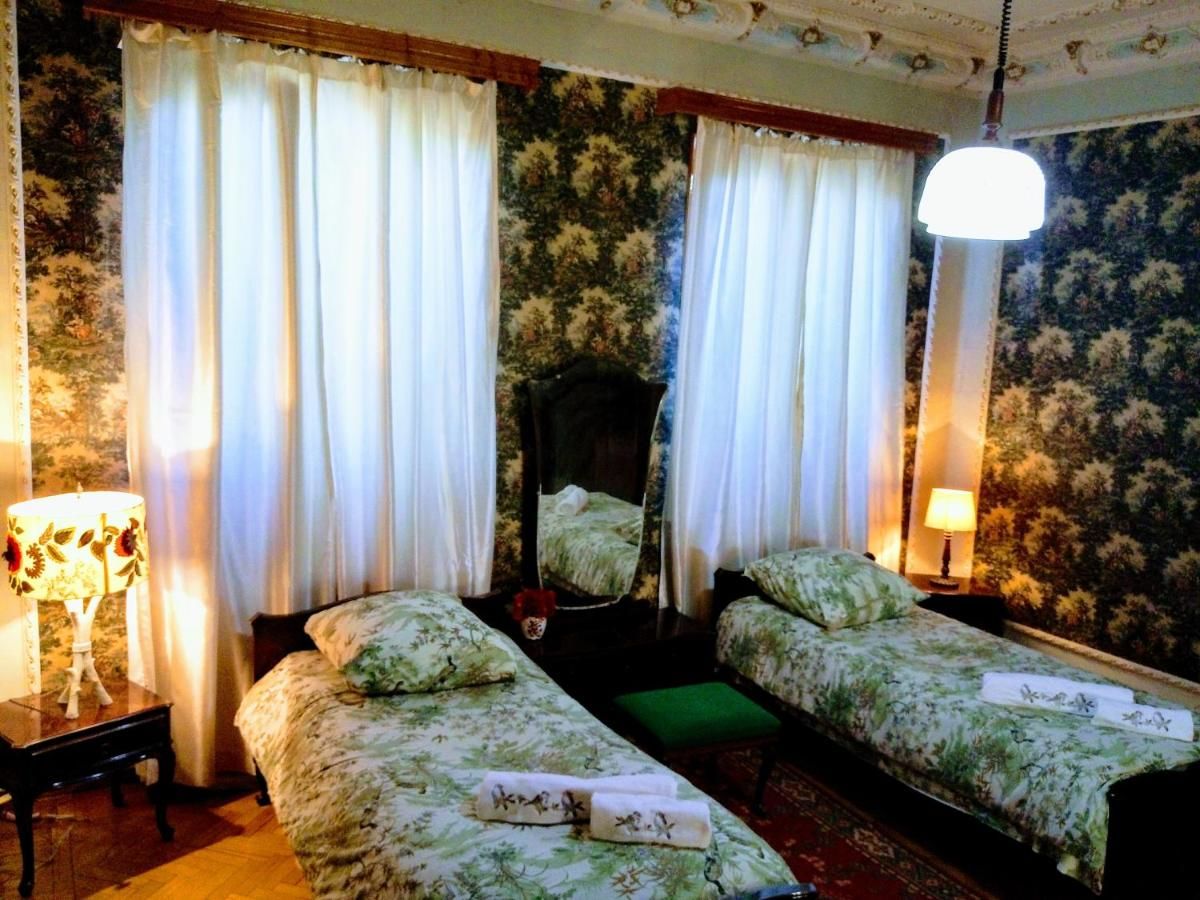 Гостевой дом GREEN LUX GUESTHOUSE Телави