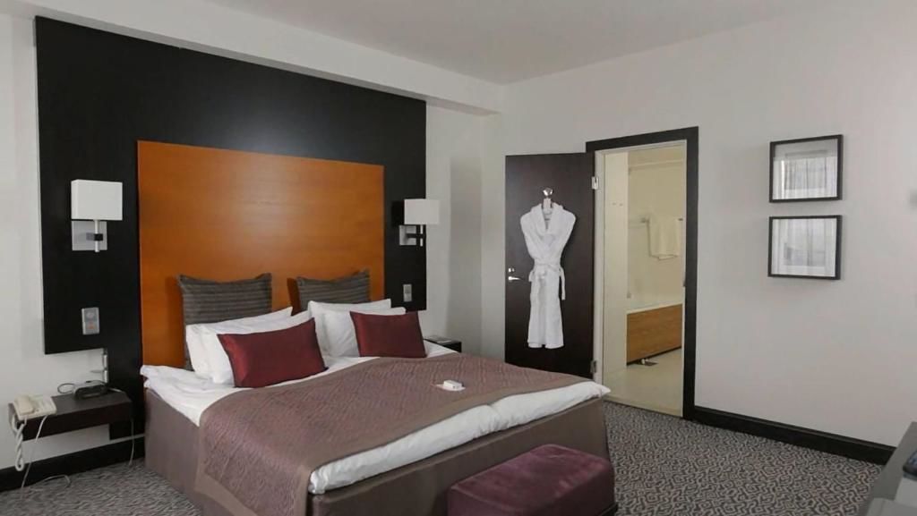 Отель Crowne Plaza Helsinki - Hesperia Хельсинки-74