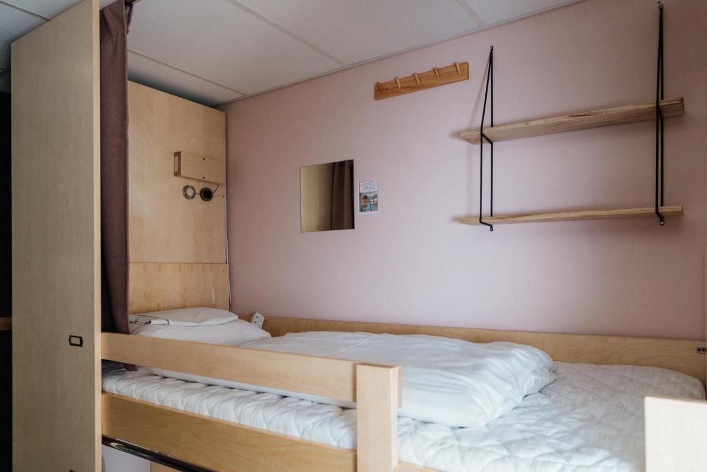 Хостелы The Yard Hostel Хельсинки-73