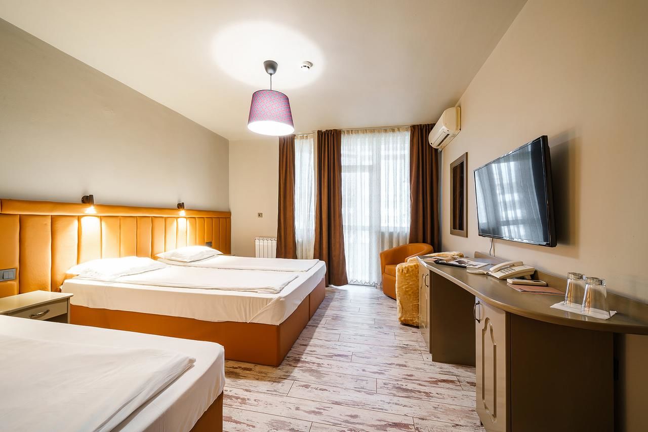 Отель Hotel BLVD 7 Пловдив-47