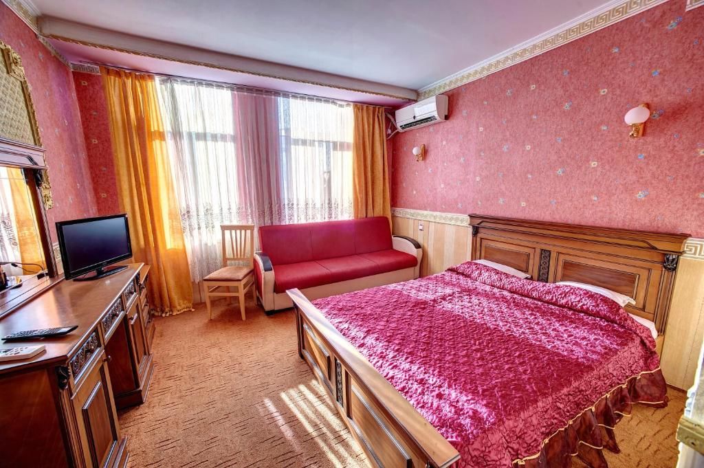 Отель Hotel Izvora Русе