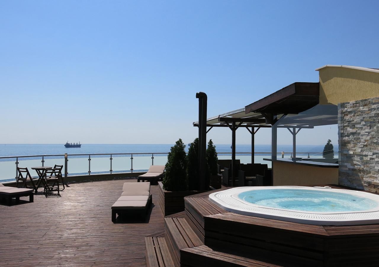 Отель Albizia Beach Hotel Варна