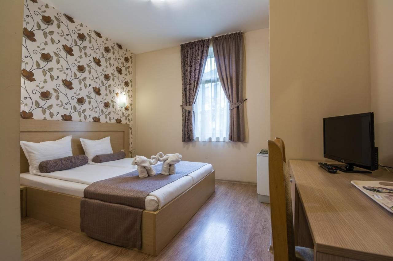 Отель Hotel Anhea Велико-Тырново-29