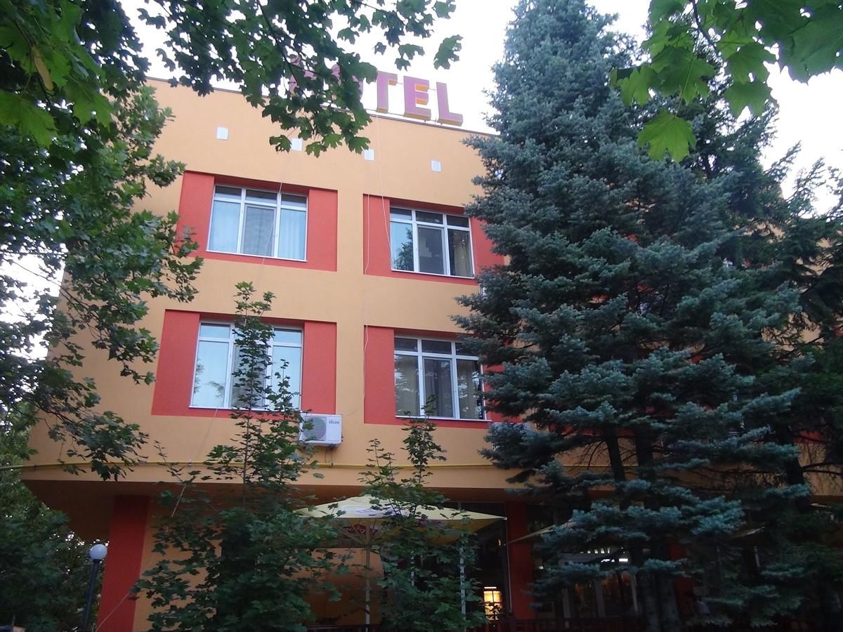 Отель Family Hotel Familya Русе-39