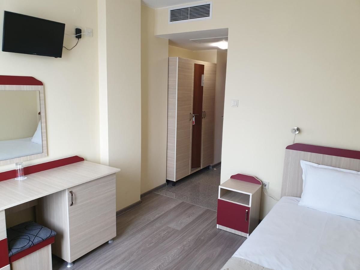 Отель Hotel Puldin COOP Пловдив-23