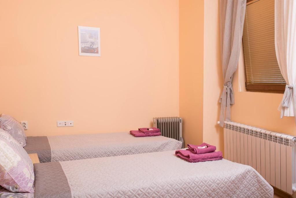 Дома для отпуска The Sunny Guest House of Veliko Turnovo Велико-Тырново-65