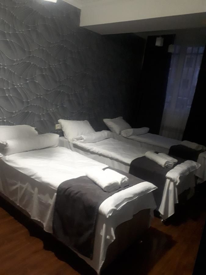 Отель Mikayelyan Mini Hotel Ереван-13