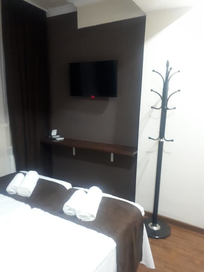 Отель Mikayelyan Mini Hotel Ереван