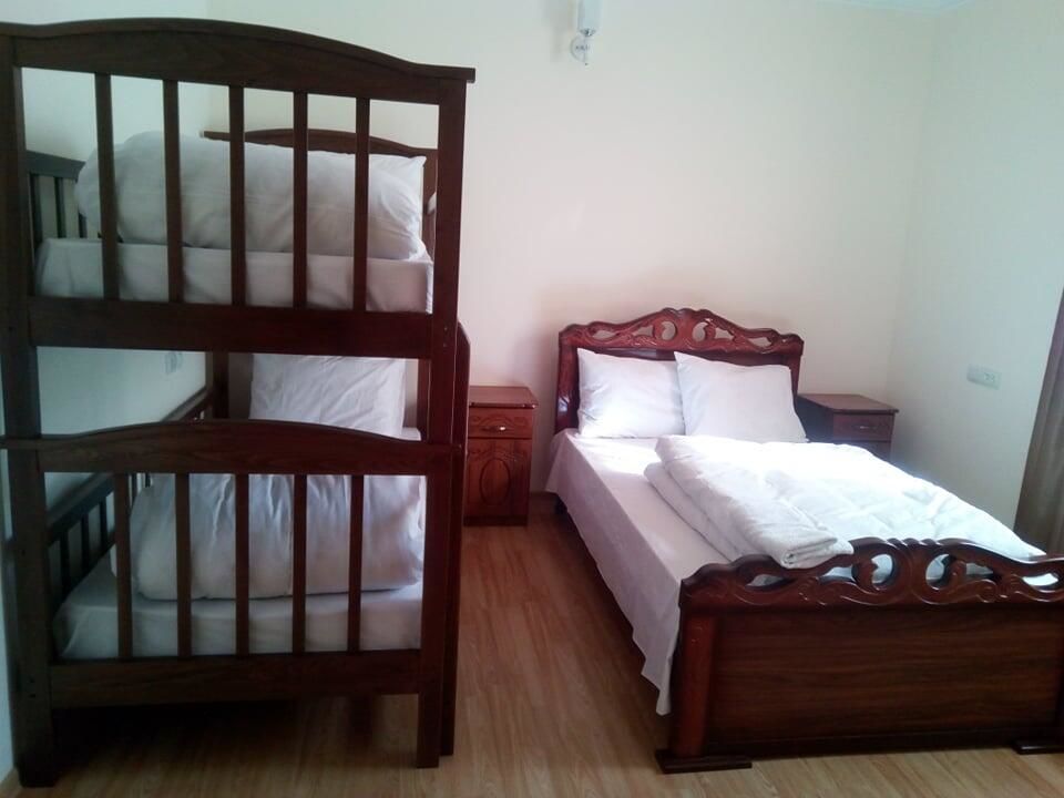 Отели типа «постель и завтрак» J&S Hotel Ванадзор