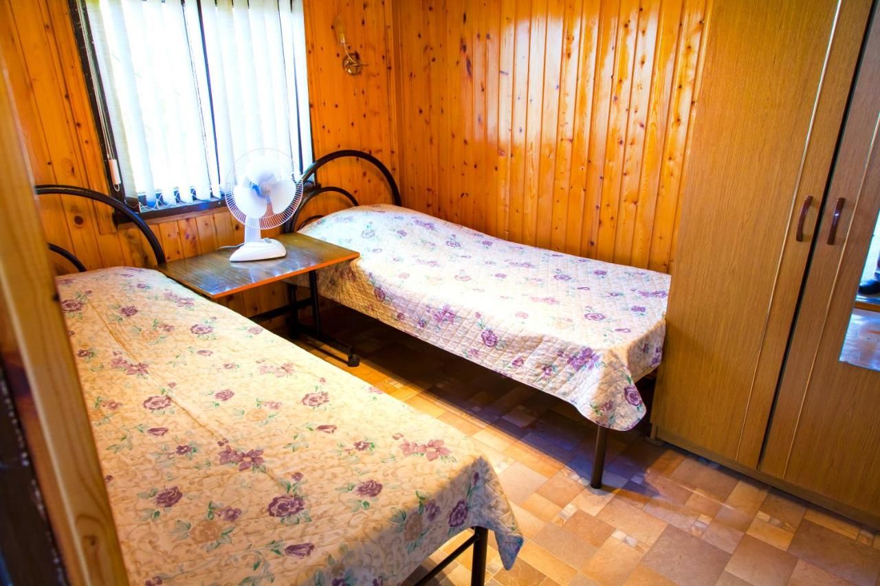 Гостевой дом Guest House U Larisy Цандрыпш-9