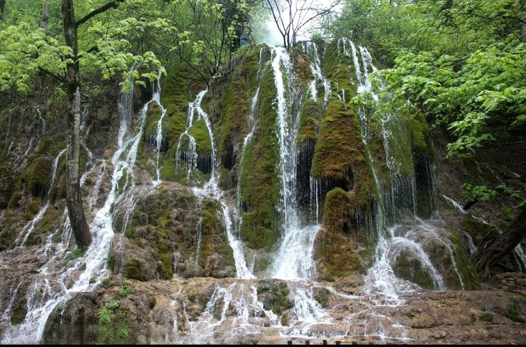 Водопад в азербайджане