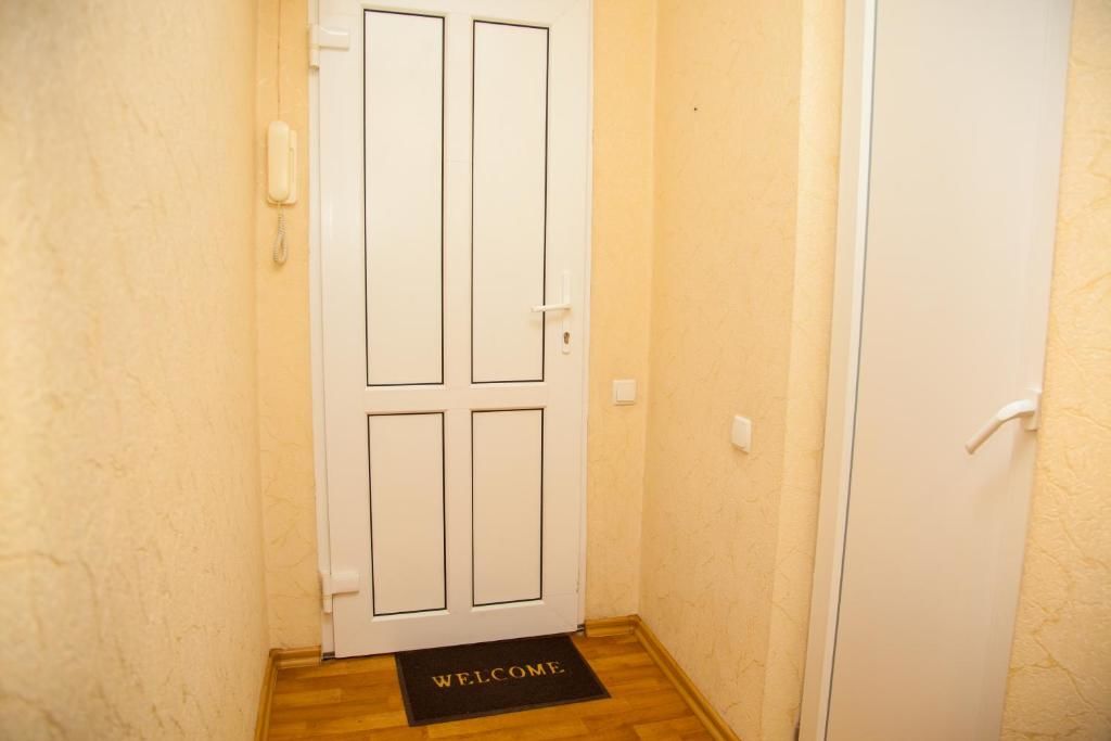 Апартаменты Semi-luxury Apt on Nezalezhnoi Ukrаiny 63 near Intourist Hotel Запорожье