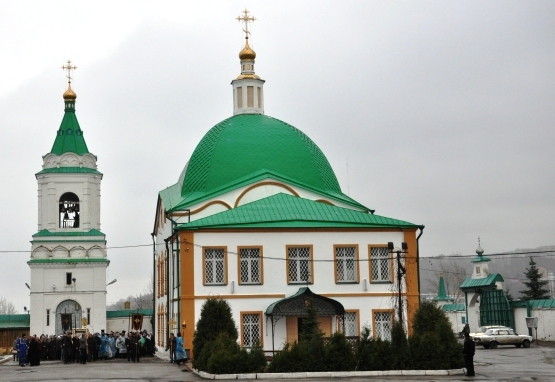 Свято-Троицкий монастырь