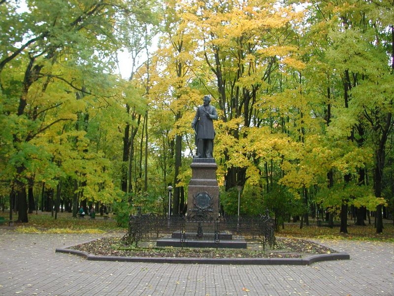 Памятник глинке в смоленске фото Памятник М.И. Глинке интересное место в городе Смоленск