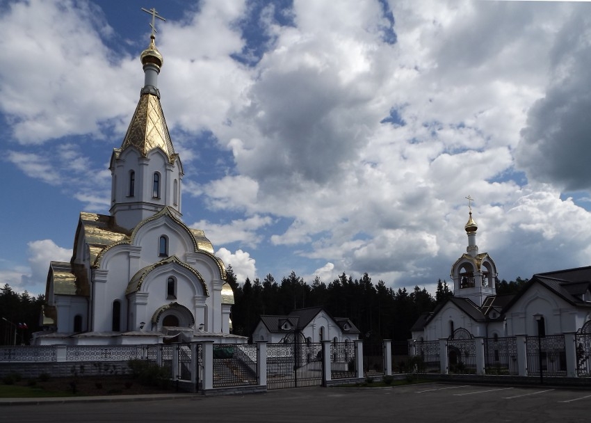 Церковь Воскресения Христова в Катыни