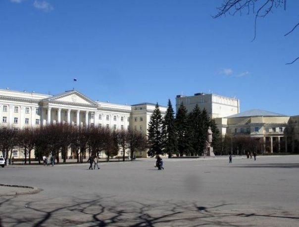 Площадь Ленина в Смоленске