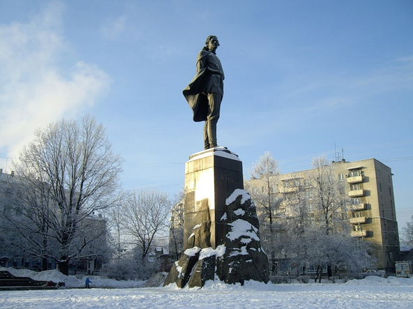 Памятник Максиму Горькому
