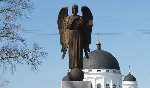 Памятник погибшим чернобыльцам-нижегородцам 