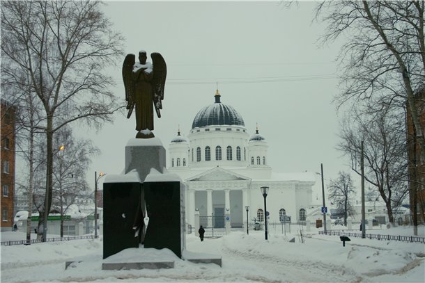 Памятник погибшим чернобыльцам-нижегородцам 
